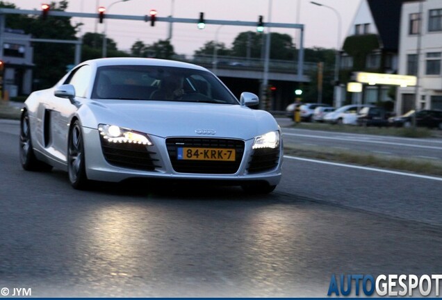 Audi R8