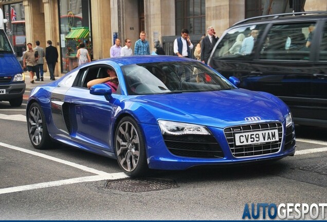 Audi R8 V10