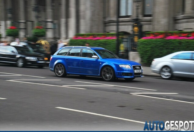 Audi RS4 Avant B7