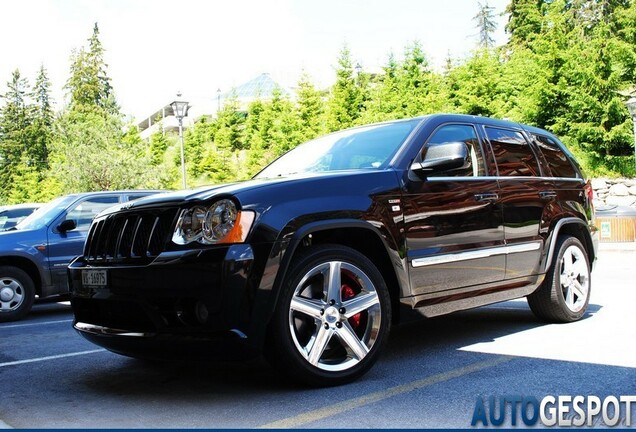 Jeep Grand Cherokee SRT-8 2005