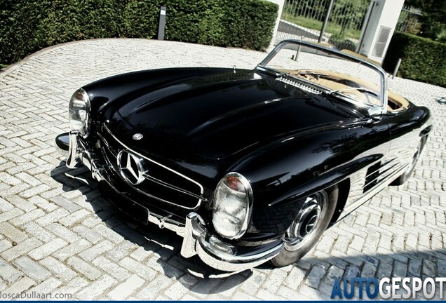 Mercedes-Benz 300SL Roadster