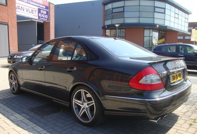 Mercedes-Benz E 63 AMG