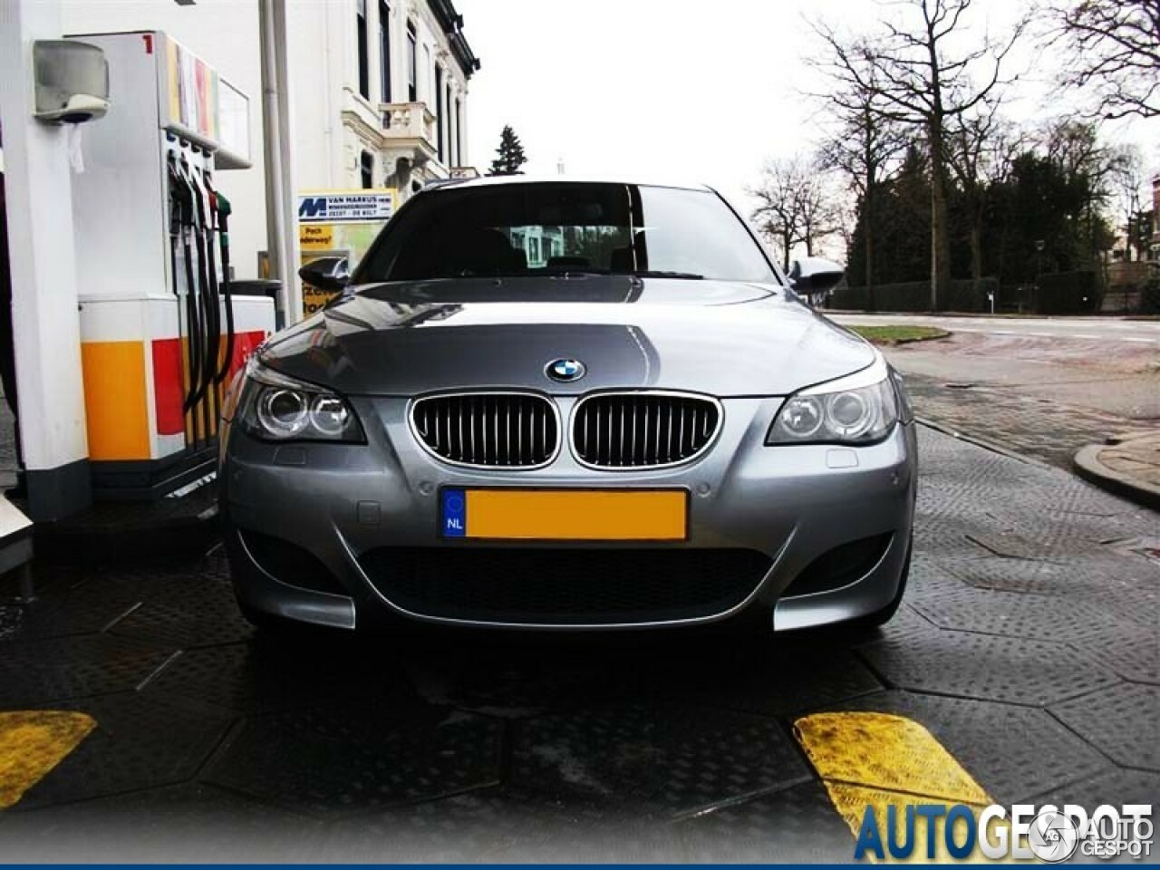 BMW M5 E60 2005