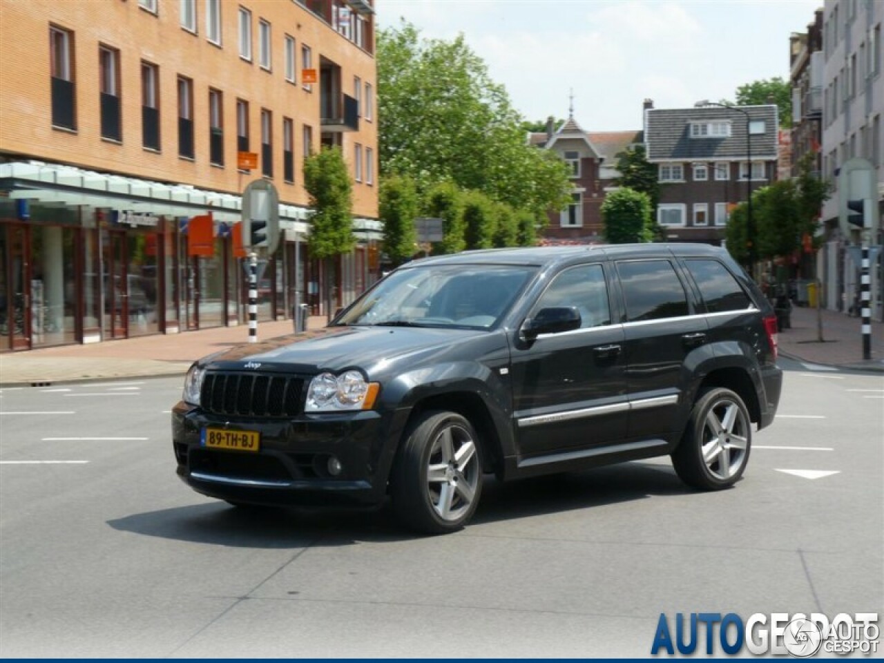 Jeep Grand Cherokee SRT-8 2005