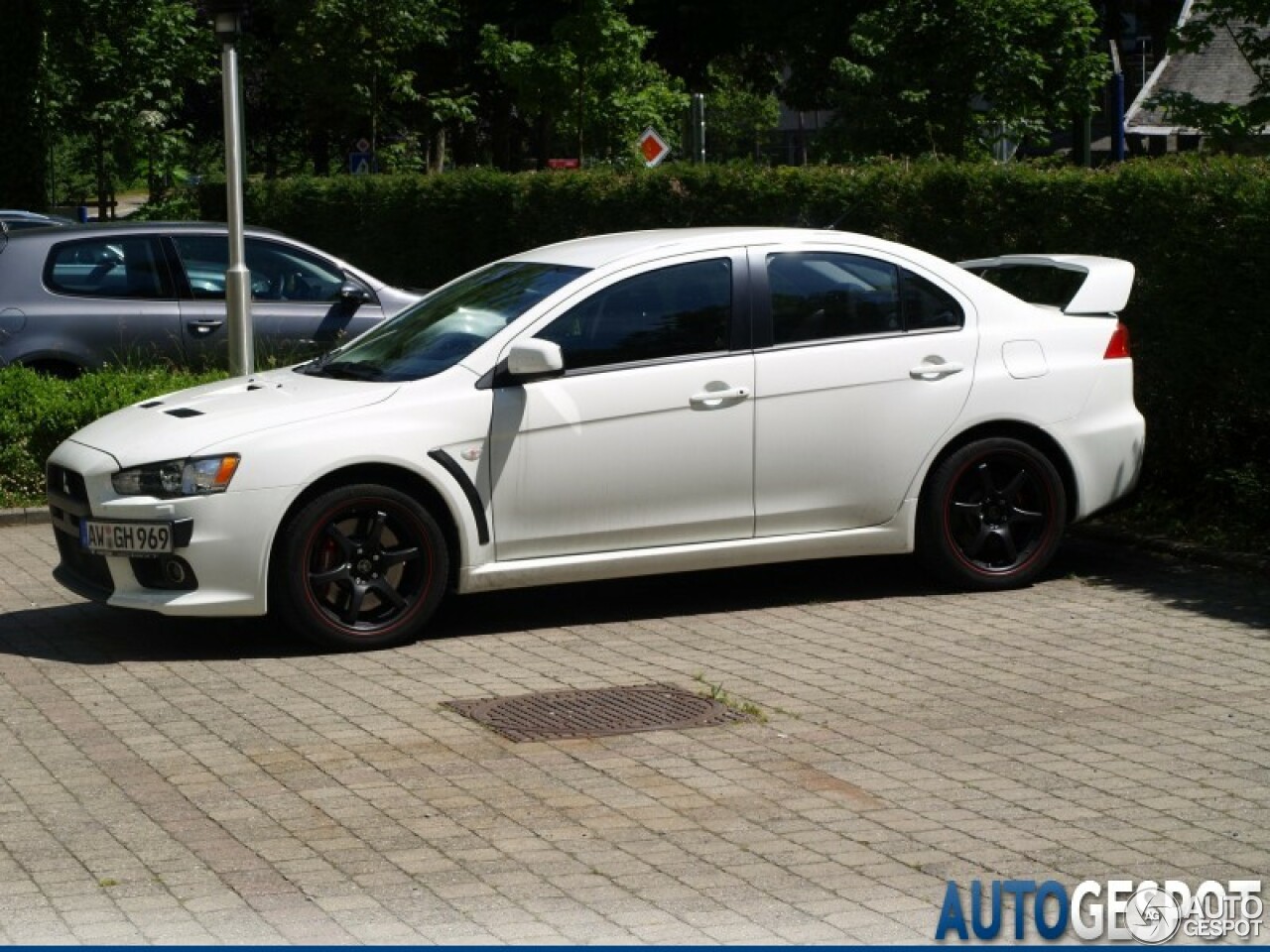 Mitsubishi Lancer Evolution X