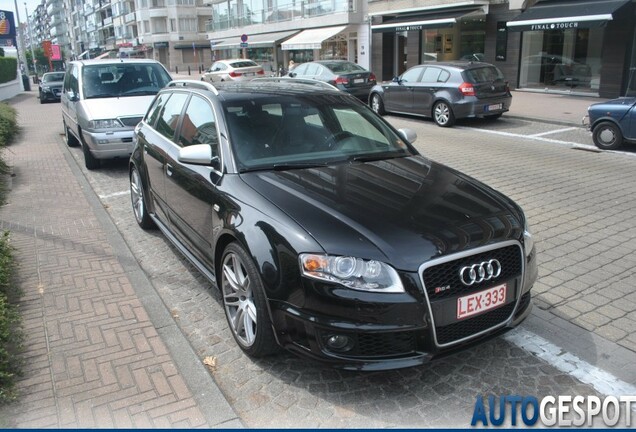 Audi RS4 Avant B7