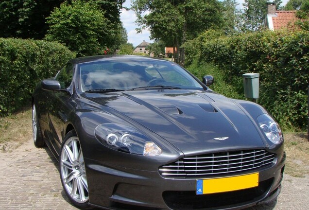 Aston Martin DBS