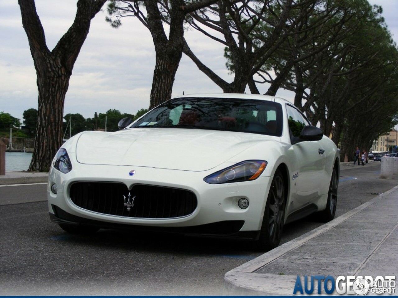 Maserati GranTurismo S MC Sport Line