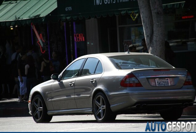 Mercedes-Benz E 63 AMG