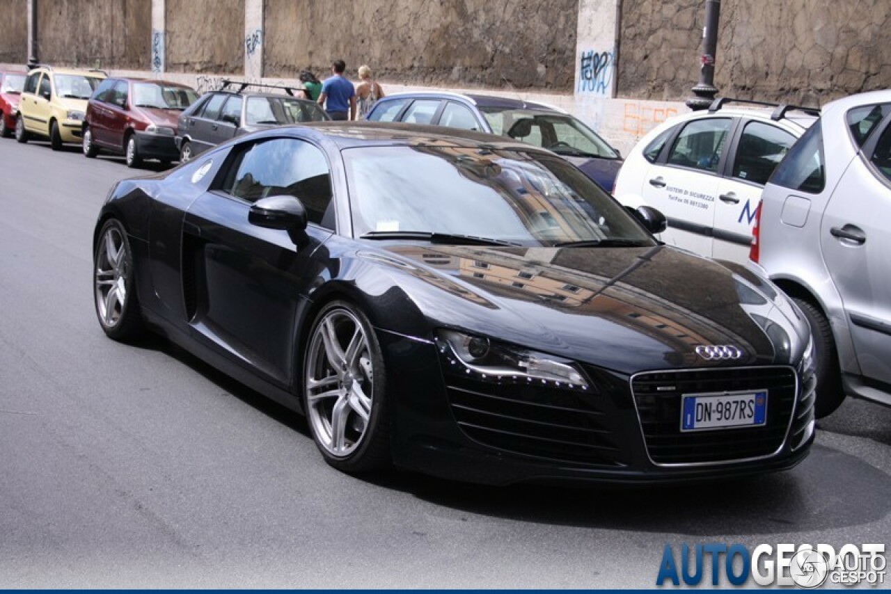 Audi R8