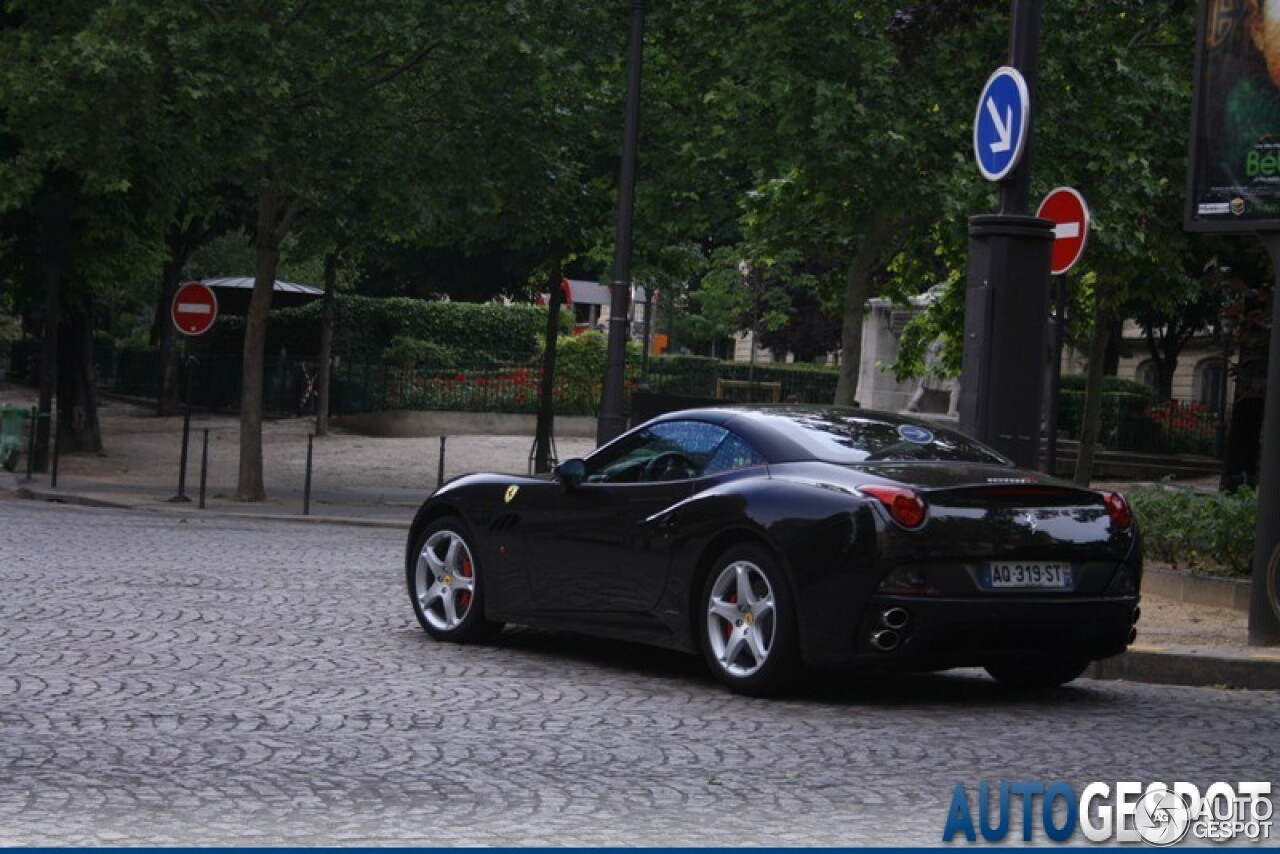 Ferrari California