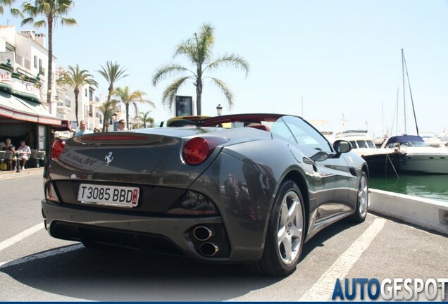 Ferrari California