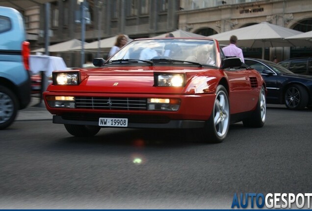 Ferrari Mondial T Cabriolet