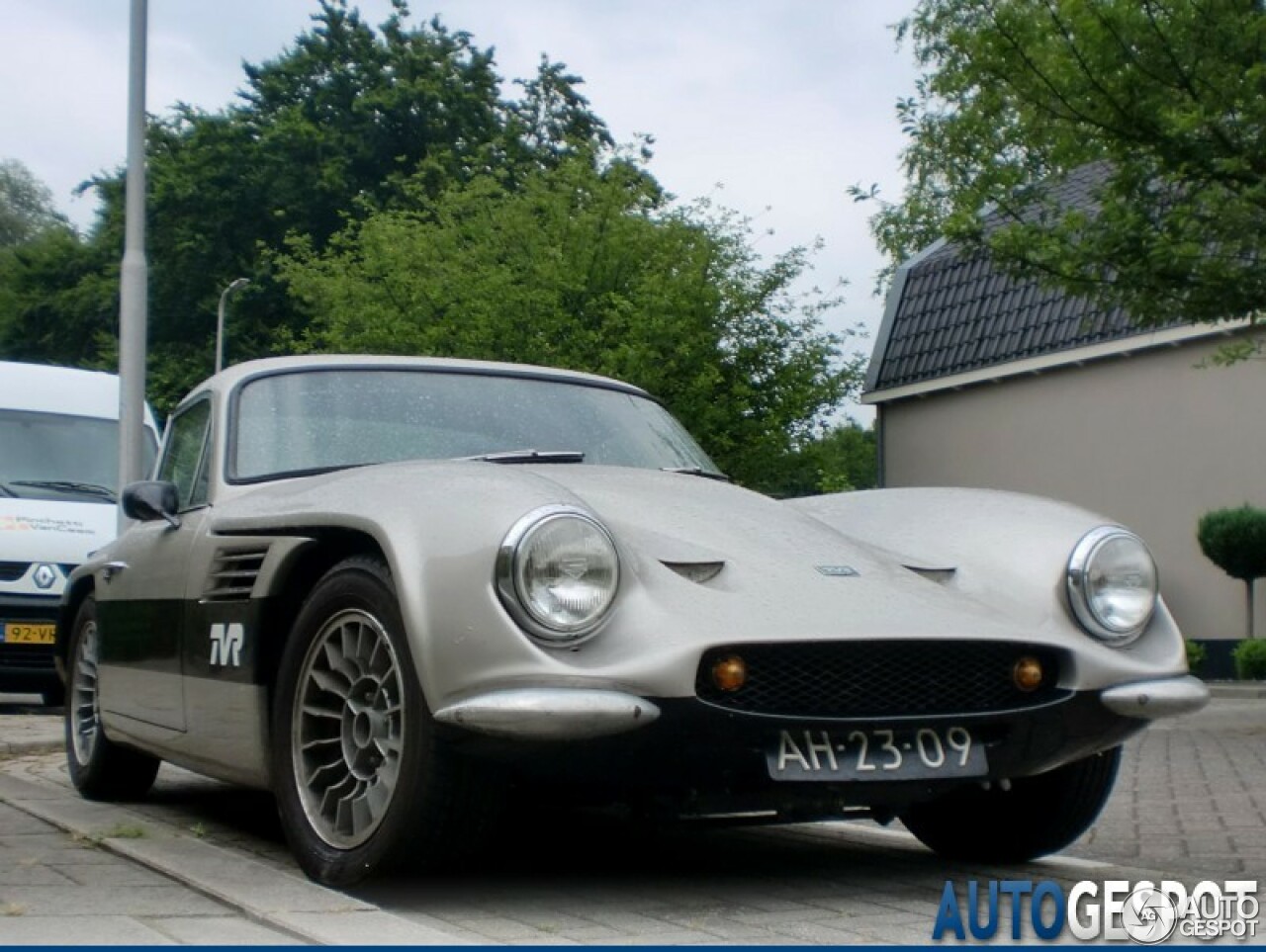 TVR Vixen S2