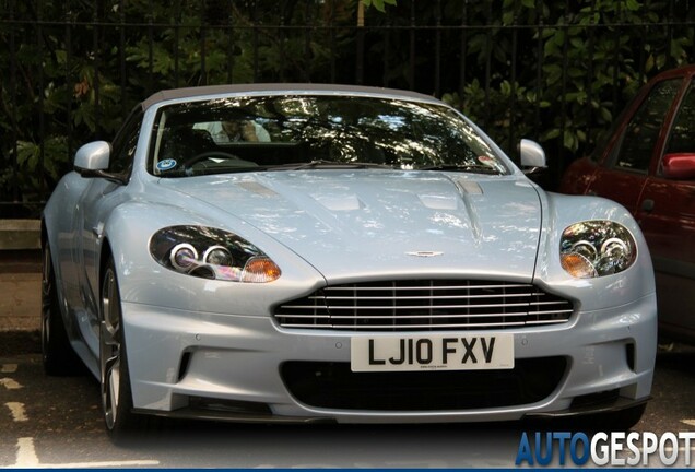 Aston Martin DBS Volante