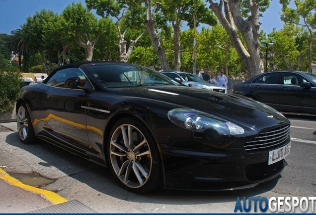 Aston Martin DBS Volante