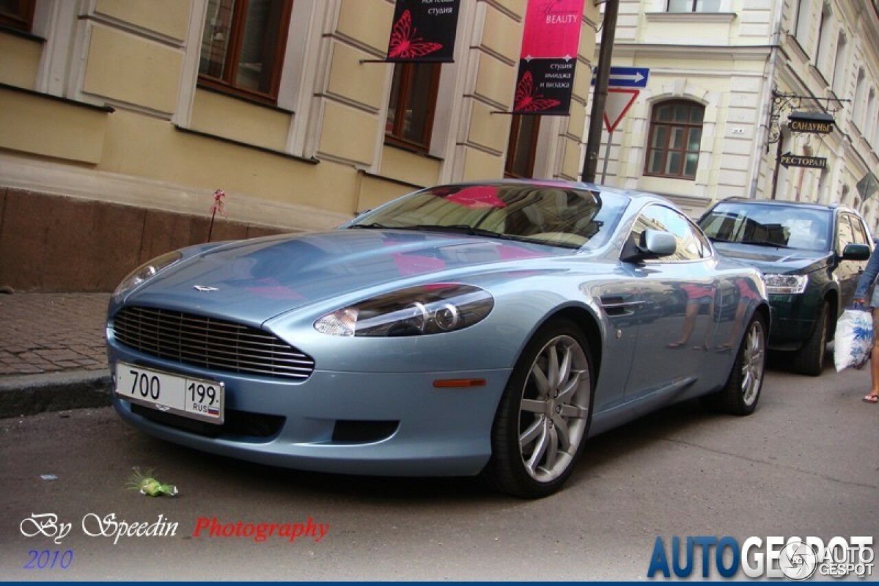 Aston Martin DB9