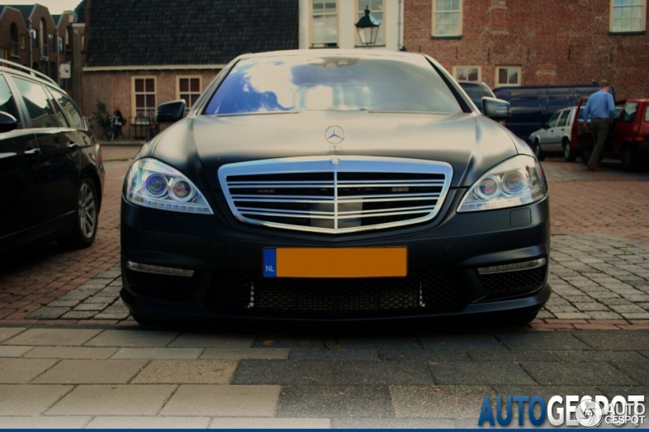 Mercedes-Benz S 65 AMG V221 2010