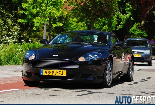 Aston Martin DB9