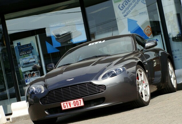 Aston Martin V8 Vantage