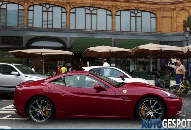 Ferrari California