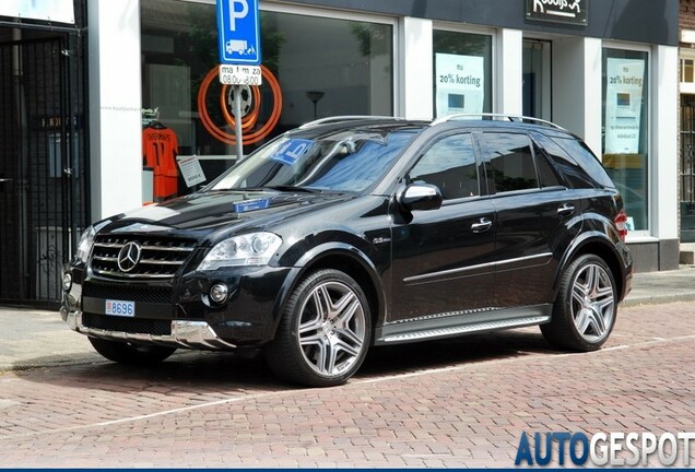 Mercedes-Benz ML 63 AMG W164 2009