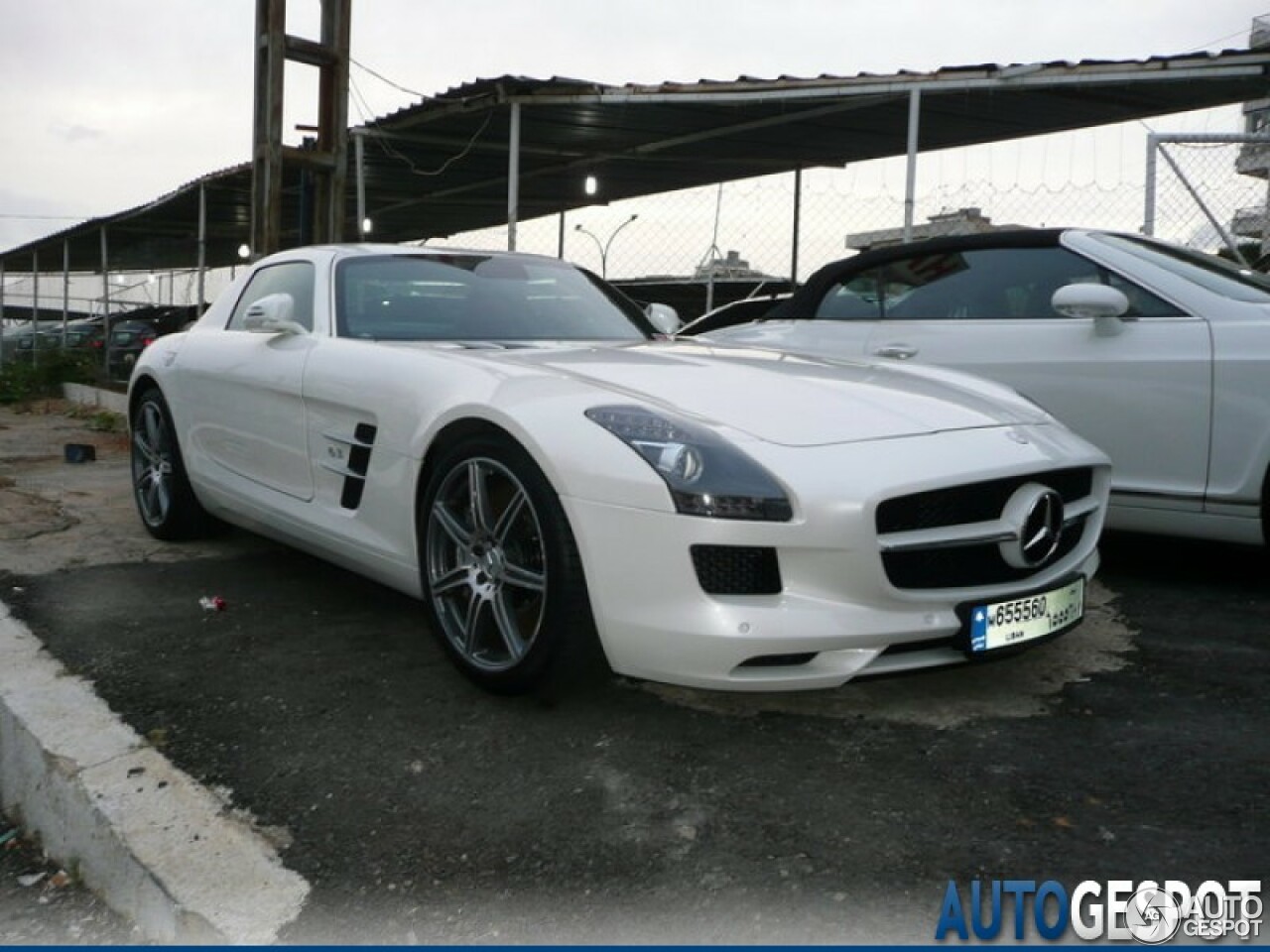 Mercedes-Benz SLS AMG