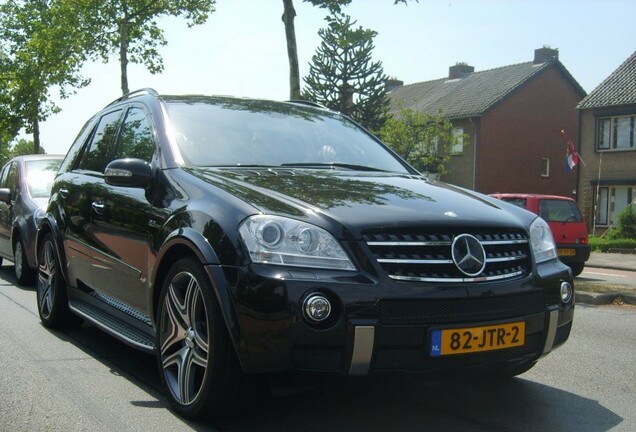 Mercedes-Benz ML 63 AMG W164