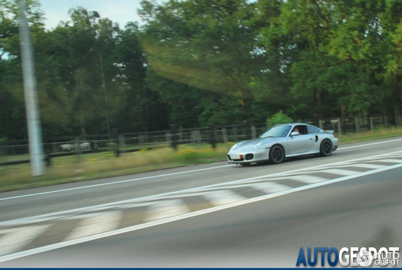 Porsche 996 Turbo