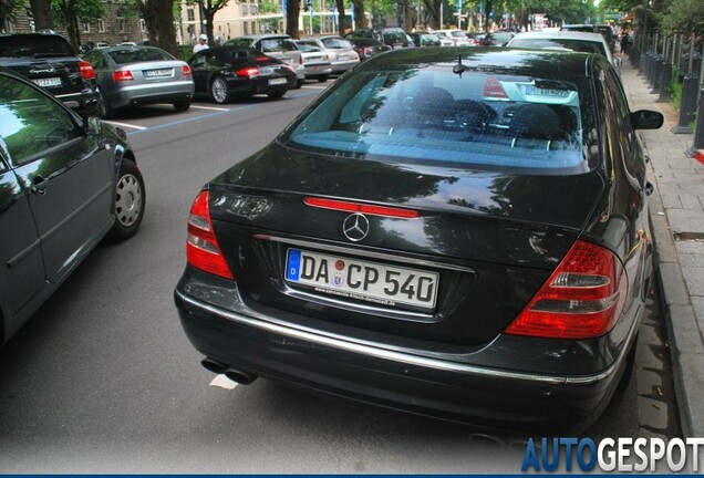 Mercedes-Benz E 55 AMG