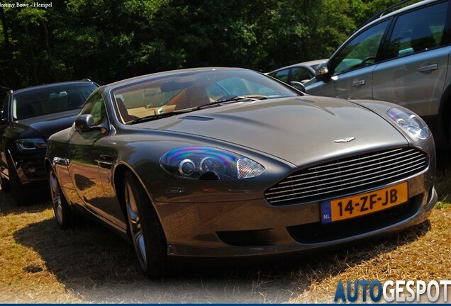 Aston Martin DB9