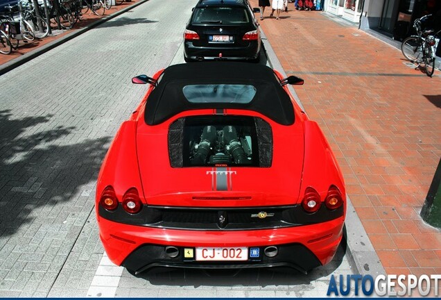 Ferrari Scuderia Spider 16M