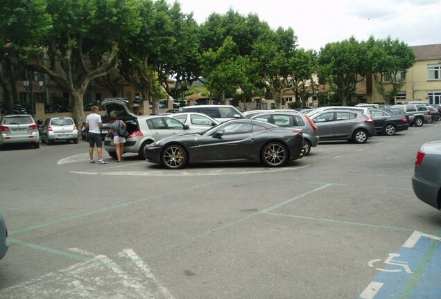 Ferrari California