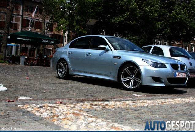 BMW M5 E60 2005