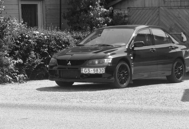 Mitsubishi Lancer Evolution IX