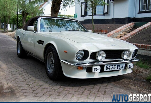 Aston Martin V8 Volante 1978-1990