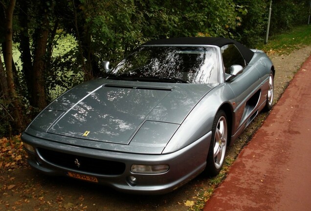 Ferrari F355 Spider