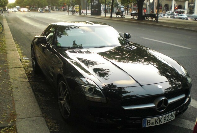 Mercedes-Benz SLS AMG