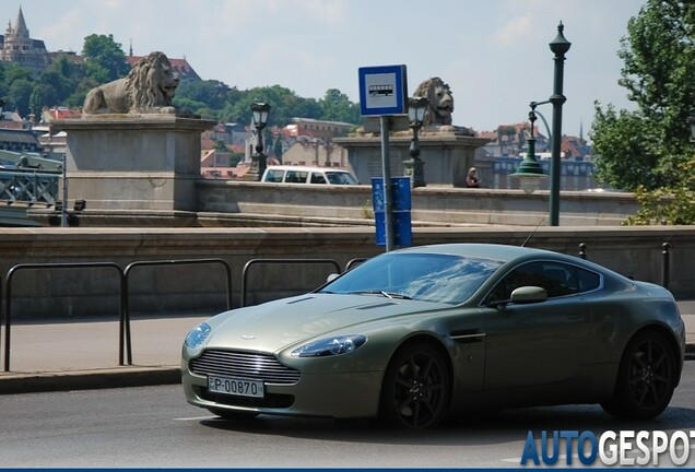 Aston Martin V8 Vantage