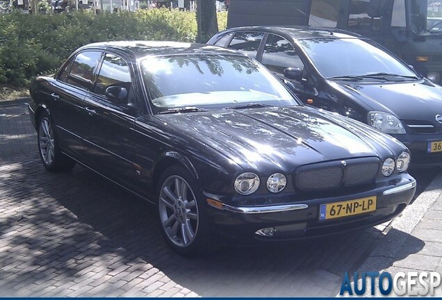 Jaguar XJR