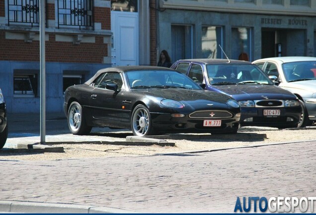 Aston Martin DB7 Volante