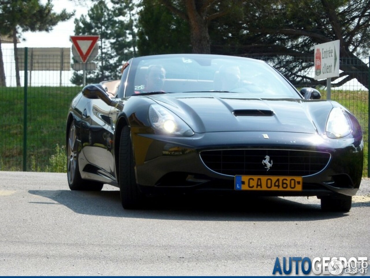 Ferrari California