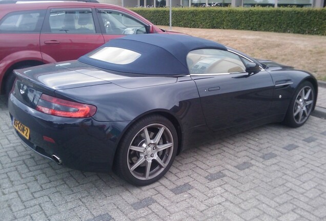 Aston Martin V8 Vantage Roadster