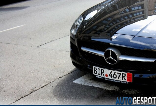 Mercedes-Benz SLS AMG