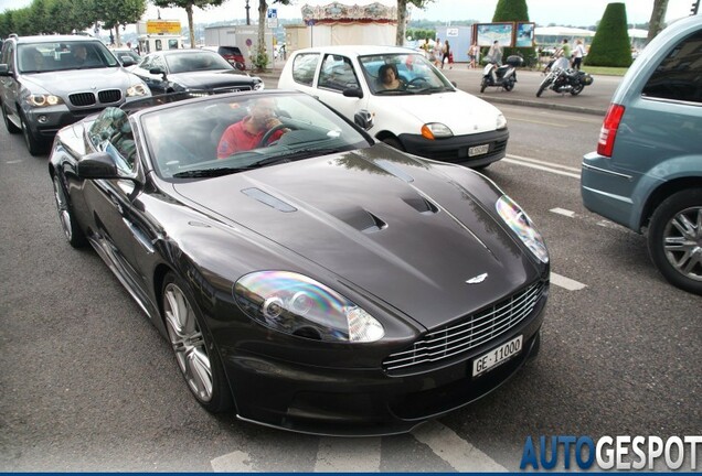 Aston Martin DBS Volante