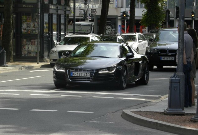 Audi R8 V10