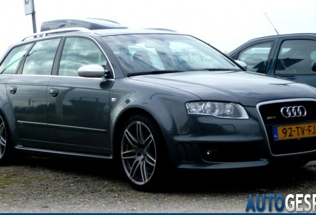 Audi RS4 Avant B7