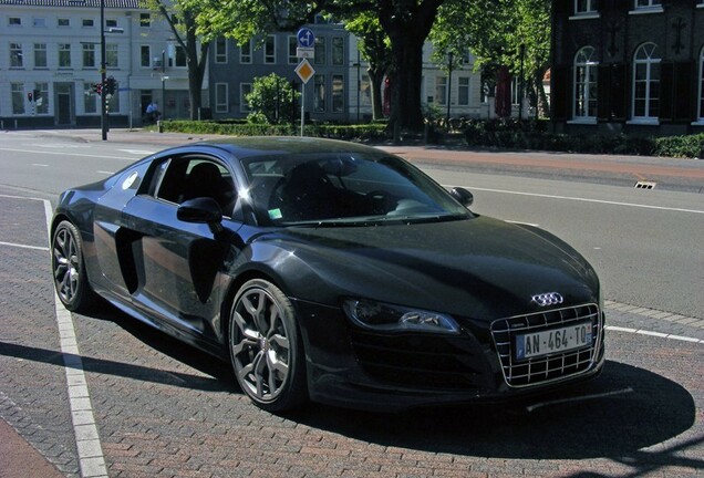 Audi R8 V10