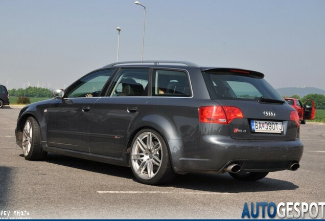 Audi RS4 Avant B7