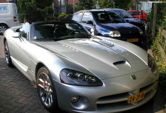 Dodge Viper SRT-10 Roadster 2003